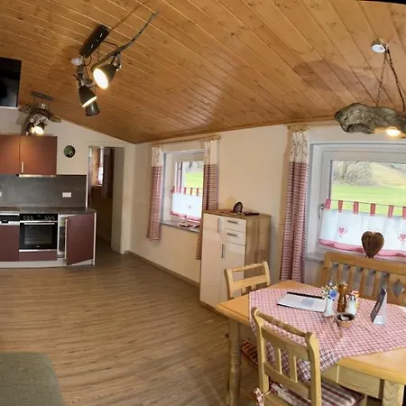 - Alpenstern Gæstehus 4*