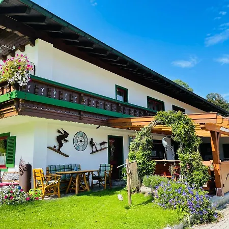 Casa de hóspedes - Alpenstern