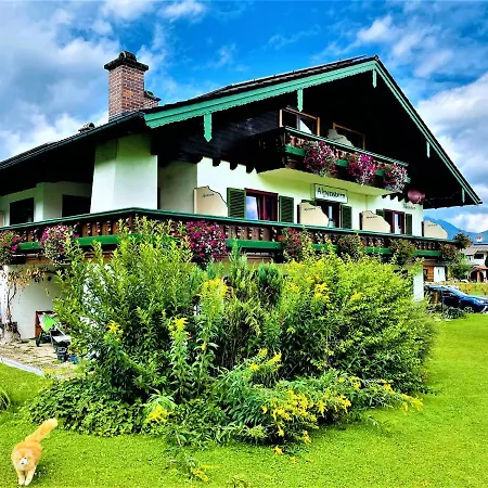 Pensjonat - Alpenstern 4*